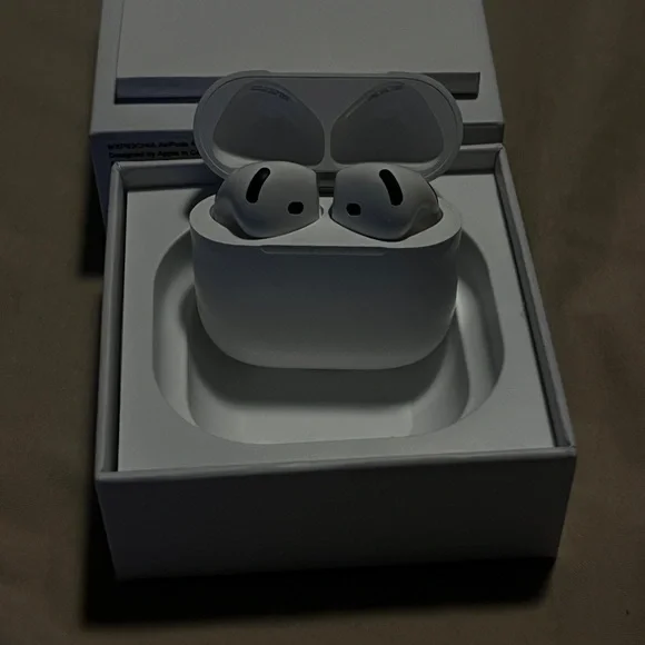 Airpods pro 4th gen